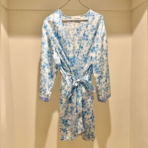 Oscar de la Renta 🩵 Pink Label Floral Satin Robe